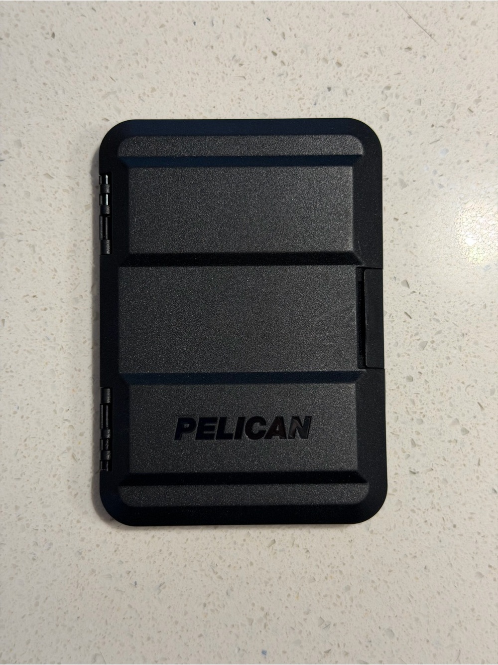 Pelican MagSafe Card Holder